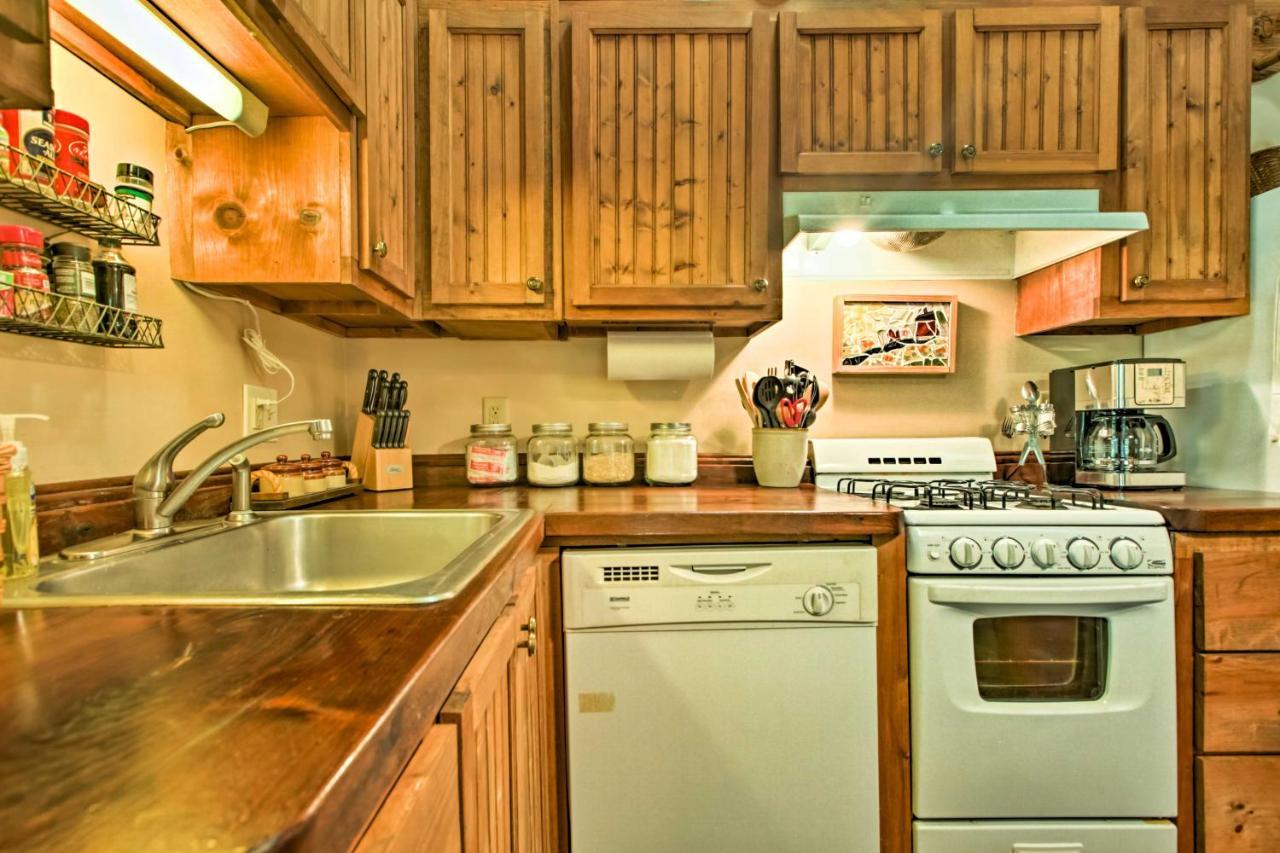 Clearwater Cabin On 10 Acres With Trout Stream! Monterey Экстерьер фото