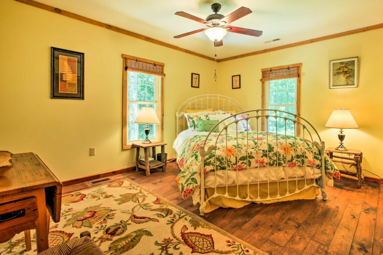 Clearwater Cabin On 10 Acres With Trout Stream! Monterey Экстерьер фото