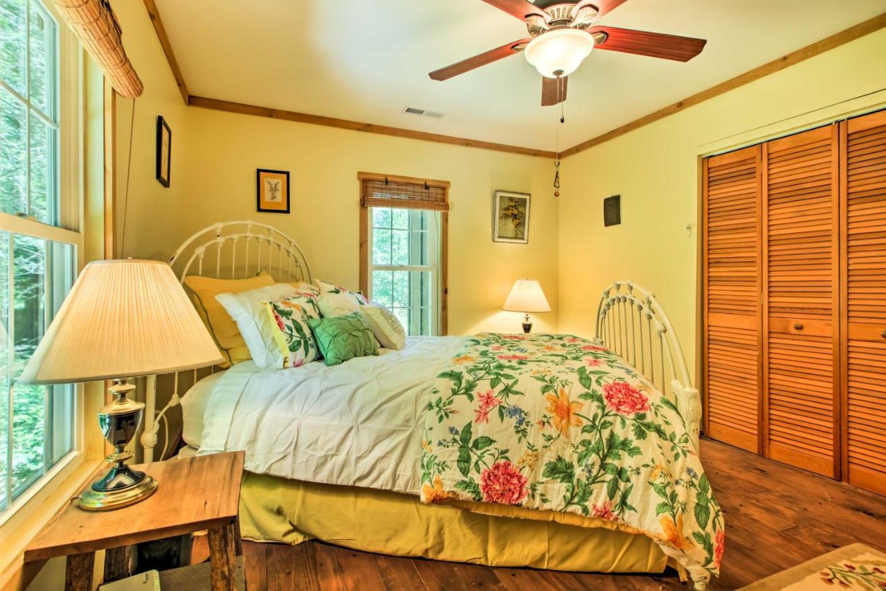 Clearwater Cabin On 10 Acres With Trout Stream! Monterey Экстерьер фото